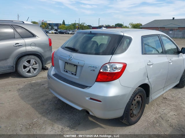 12407868 :رقم المزاد ، 2T1KE4EE5AC045898 vin ، 2010 Toyota Matrix Xr مزاد بيع