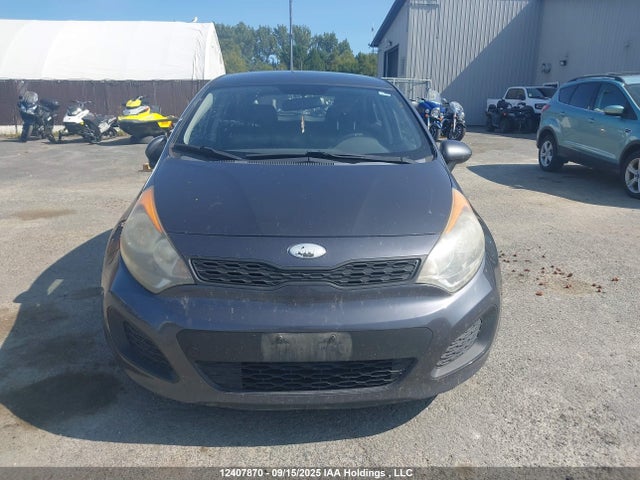 KIA dohc gamma 2014 KNADM5A38E6899686 Image 13