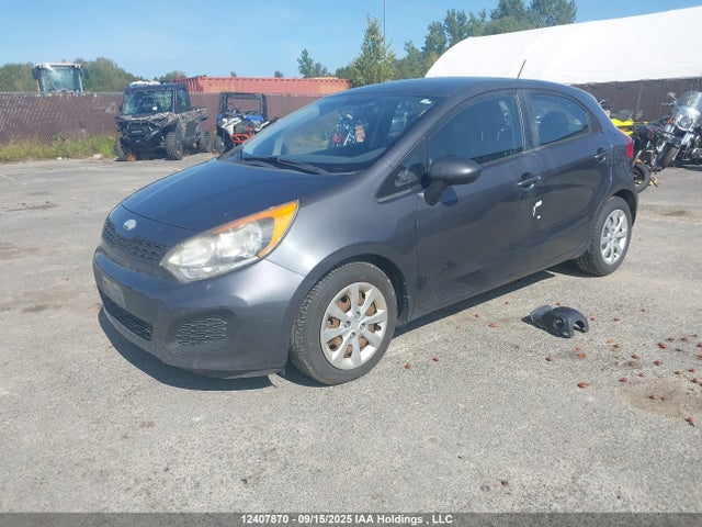 KIA dohc gamma 2014 KNADM5A38E6899686 Image 2