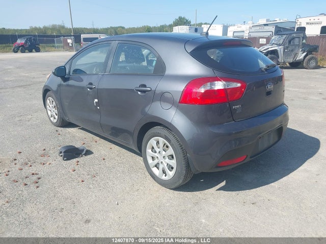 KIA dohc gamma 2014 KNADM5A38E6899686 Image 3