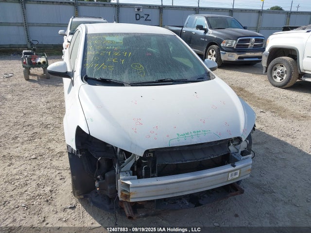 1G1JA5EH8E4243691 Chevrolet luw