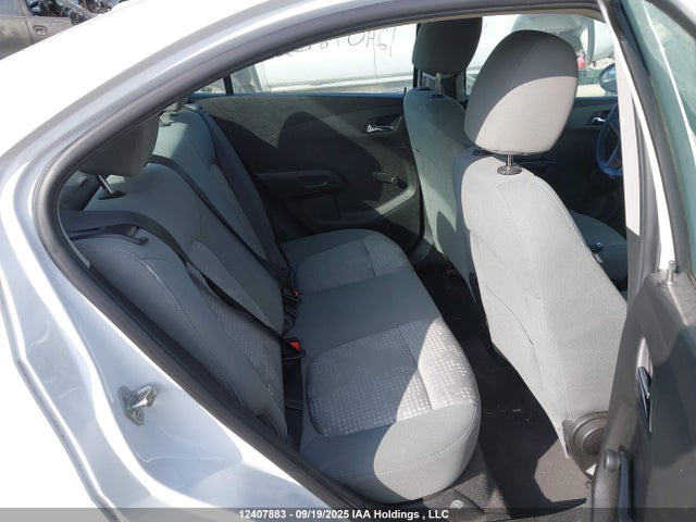 1G1JA5EH8E4243691 Chevrolet luw