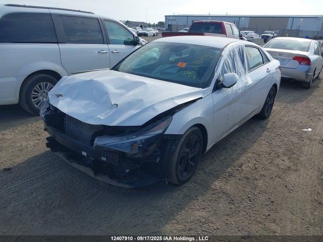 KMHLM4AG8MU123284 Hyundai Elantra Preferred Ivt
