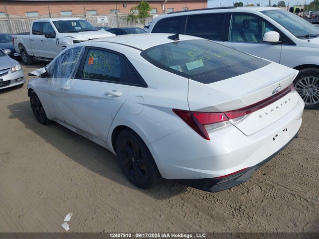 KMHLM4AG8MU123284 Hyundai Elantra Preferred Ivt
