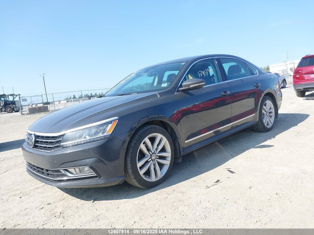 1VWCT7A36HC009945 Volkswagen 1.8 tsi