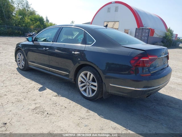 1VWCT7A36HC009945 Volkswagen 1.8 tsi