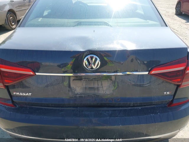 1VWCT7A36HC009945 Volkswagen 1.8 tsi
