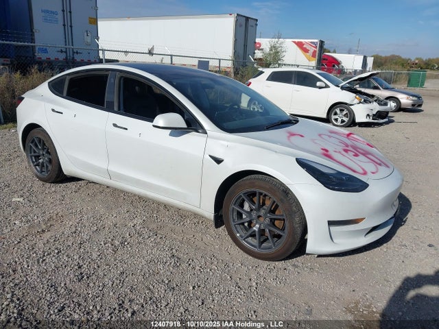 Tesla Model 3 Rwd/standard Range 2022 5YJ3E1EA2NF306695 main image