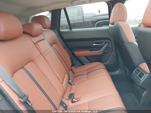 7MMVABXYXPN120573 Mazda py