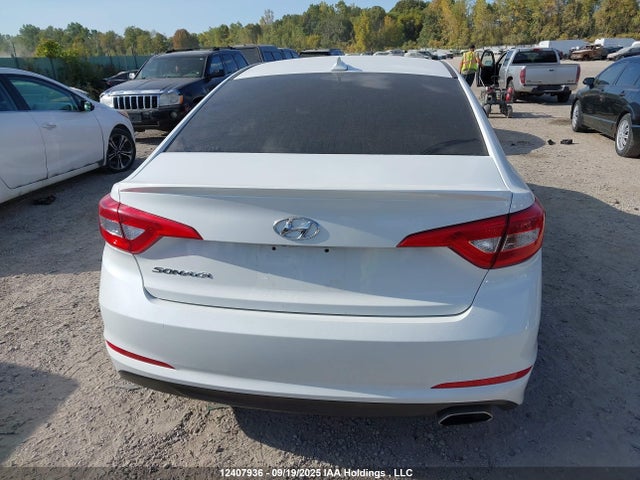 5NPE24AFXHH528699 Hyundai SONATA GL