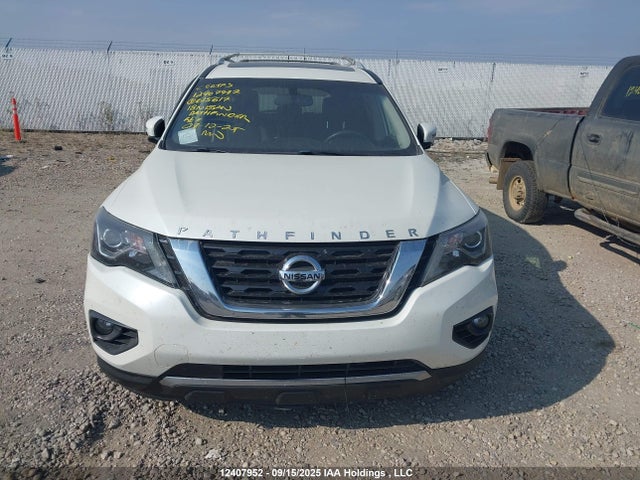 5N1DR2MM8JC615617 Nissan Pathfinder