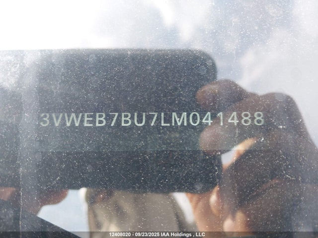 3VWEB7BU7LM041488 Volkswagen 1.4 tsi