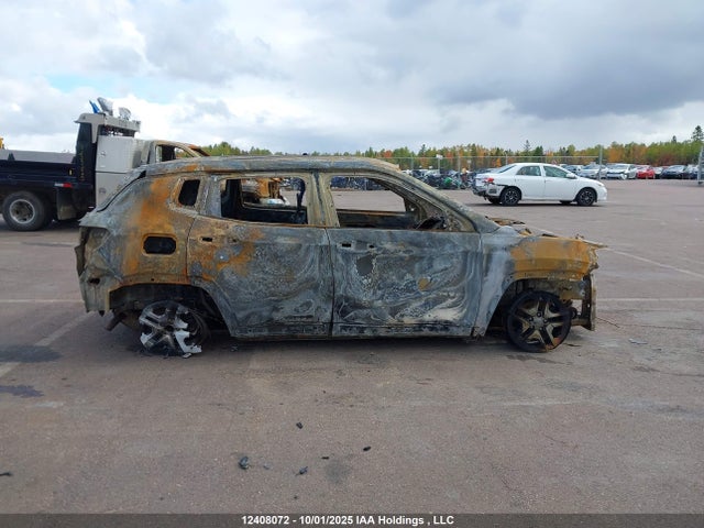 3C4NJCAB5KT777879 Jeep 2019
