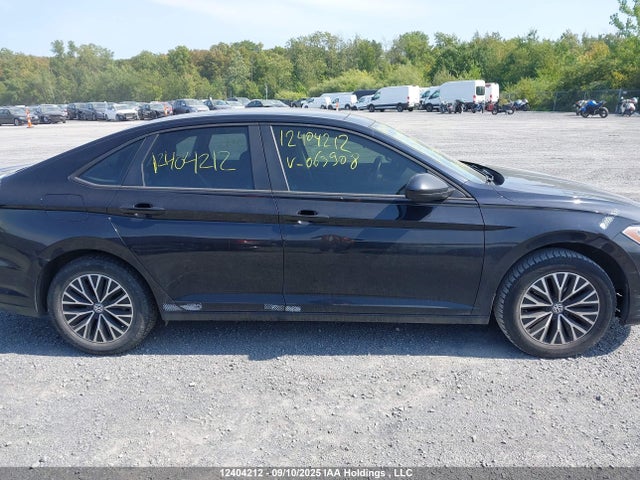 3VWE57BU6KM063908 Volkswagen 1.8 tsi