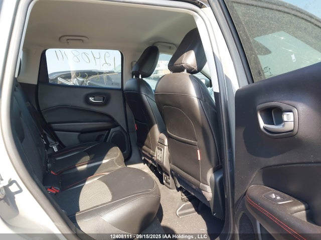 Jeep Compass 2021 3C4NJDDB7MT593984 Image 8