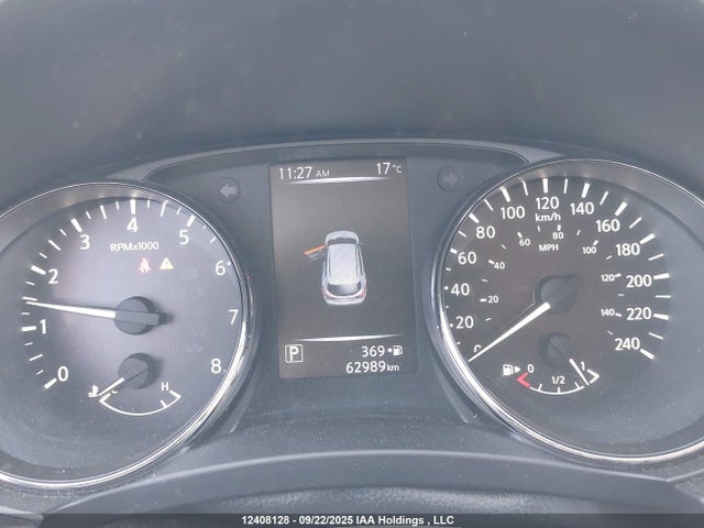 JN1BJ1CR6HW101531 Nissan 2017