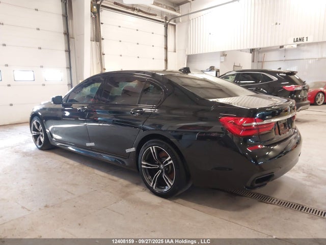 BMW 2018 2018 WBA7F2C55JB238770 Image 3