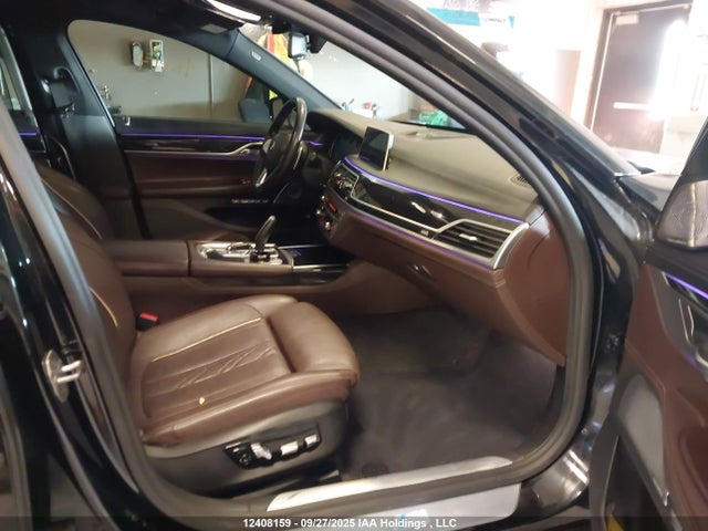 BMW 2018 2018 WBA7F2C55JB238770 Image 5