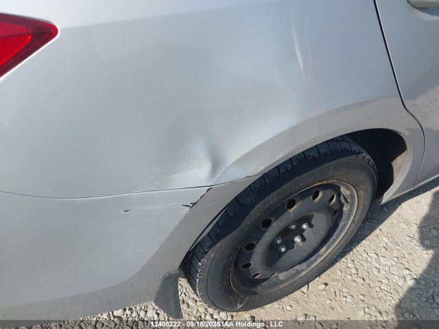 2T1BURHE3JC115815 Toyota 2zr-fe