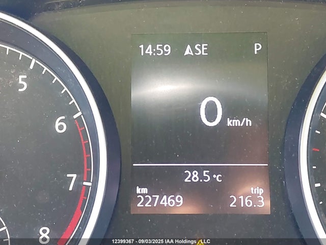 3VW217AU9HM056623 Volkswagen 1.8 tsi
