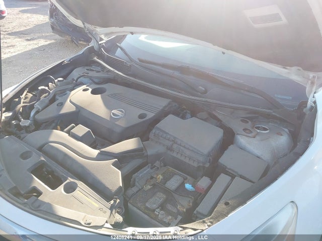 1N4AL3AP8EN258257 Nissan 2014