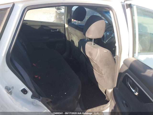 1N4AL3AP8EN258257 Nissan 2014