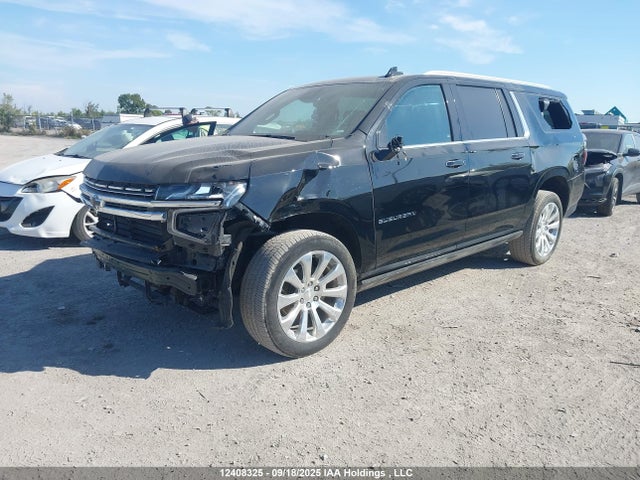 Chevrolet Suburban 2023 1GNSKFKD1PR271748 Image 2