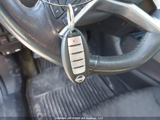 Nissan 2017 2017 5N1AT2MV2HC850263 Image 11