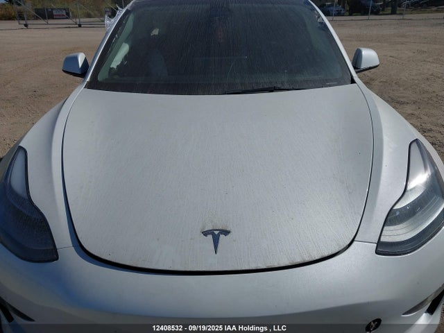 5YJ3E1EA8PF481830 Tesla MODEL 3