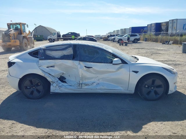 5YJ3E1EA8PF481830 Tesla MODEL 3