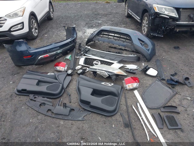 Nissan 2014 2014 5N1AR2MM8EC731649 Image 12
