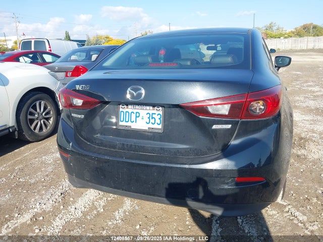 3MZBM1U70FM155743 Mazda pe