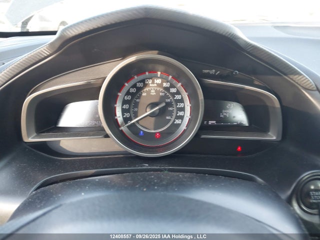 3MZBM1U70FM155743 Mazda pe