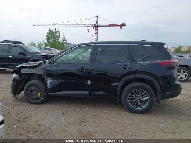 JN8BT3AB0SW162135 Nissan Rogue