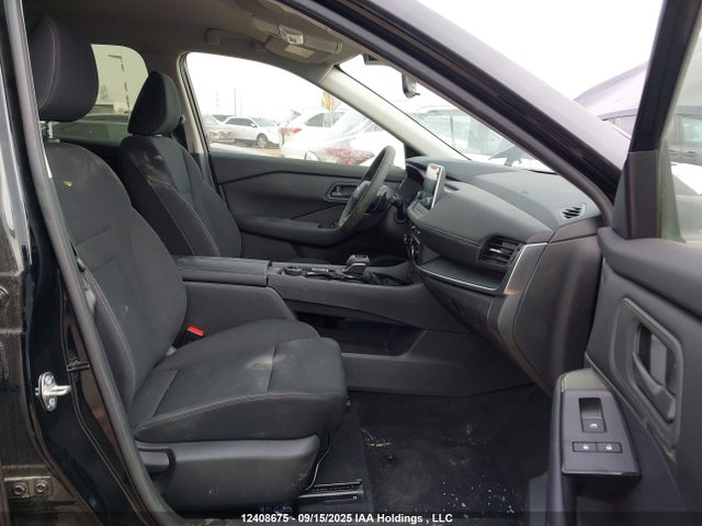 JN8BT3AB0SW162135 Nissan Rogue