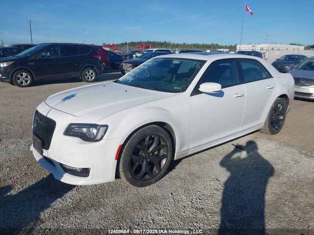 2C3CCADG6PH624297 Chrysler 300