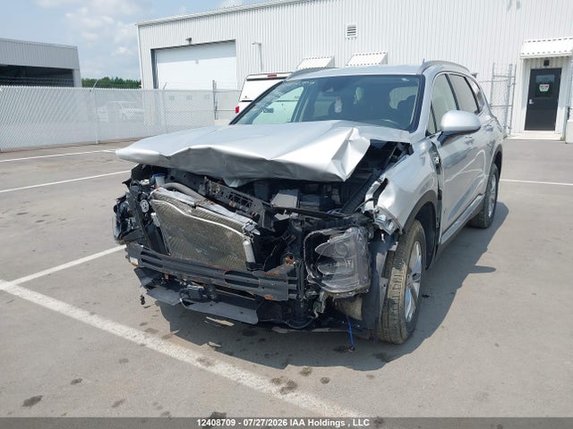 Hyundai Santa Fe Essential 2019 5NMS2CADXKH064779 Image 2