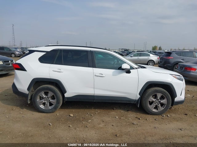 Toyota a25a-fks 2022 2T3R1RFV2NC309307 Image 14