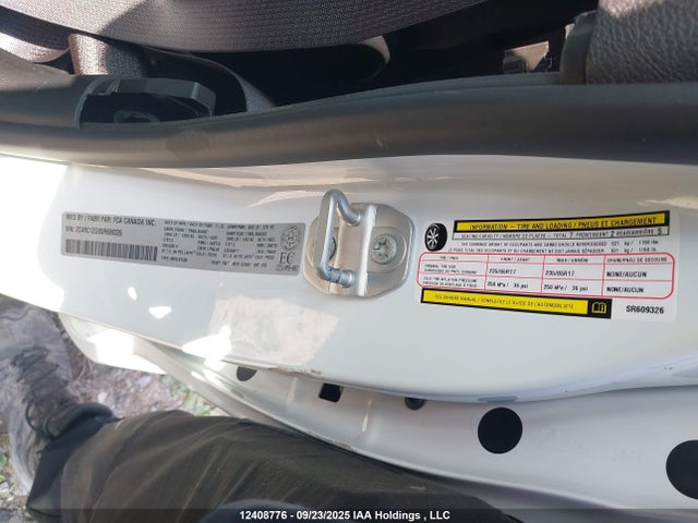 Chrysler 2025 2025 2C4RC1ZG9SR609326 Image 16