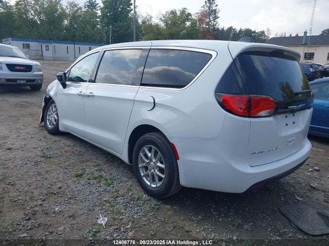 Chrysler 2025 2025 2C4RC1ZG9SR609326 Image 3