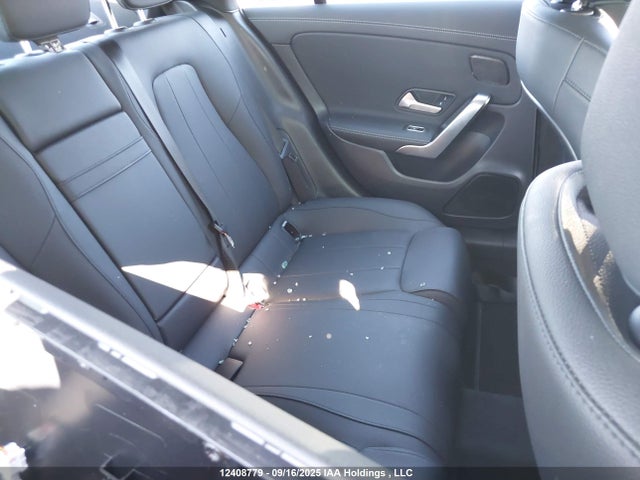 W1K5J4HBXSN520394 Mercedes-Benz m260
