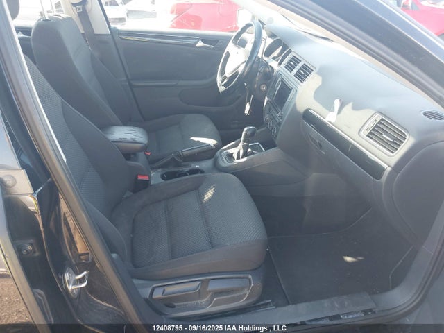 3VWD07AJ9GM353925 Volkswagen 1.8t