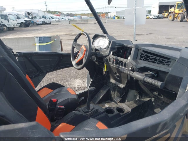 2021 Polaris Rzr Xp Turbo მანქანა იყიდება აუქციონზე, vin: 3NSNAE923MF586087, აუქციონის ნომერი: 12408841