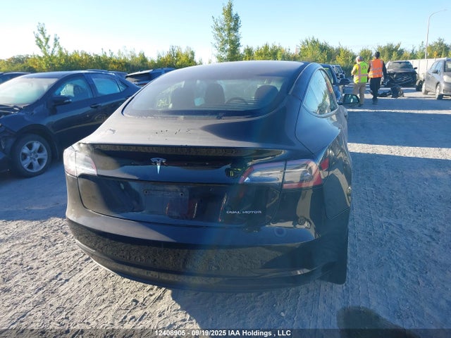 5YJ3E1EB9NF107801 Tesla MODEL 3