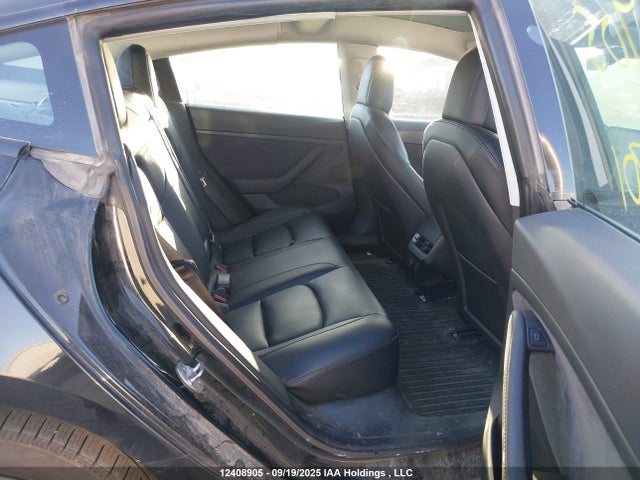 5YJ3E1EB9NF107801 Tesla MODEL 3