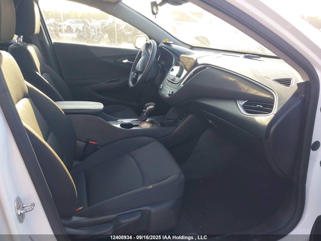1G1ZD5ST5RF243094 Chevrolet lfv