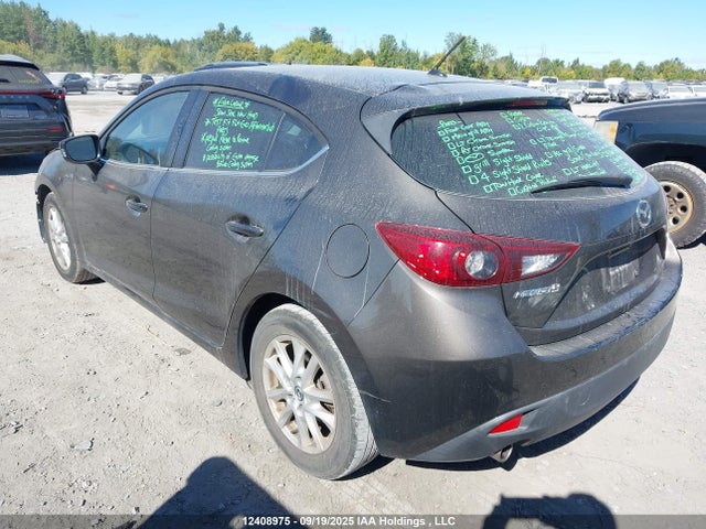 Mazda pe 2015 3MZBM1L74FM134363 Image 3