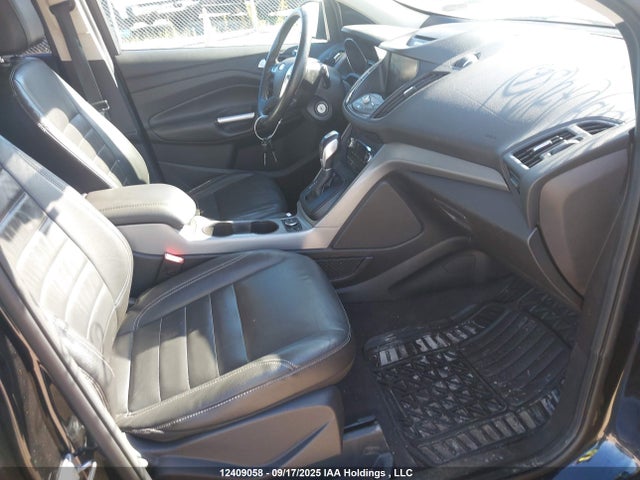 1FMCU9GX7FUA33020 Ford Escape