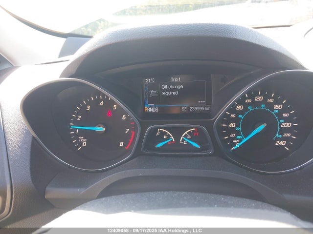 1FMCU9GX7FUA33020 Ford Escape