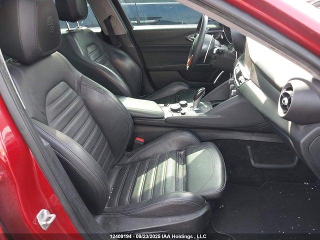 ZARFAEEN0J7597724 Alfa Romeo 2018